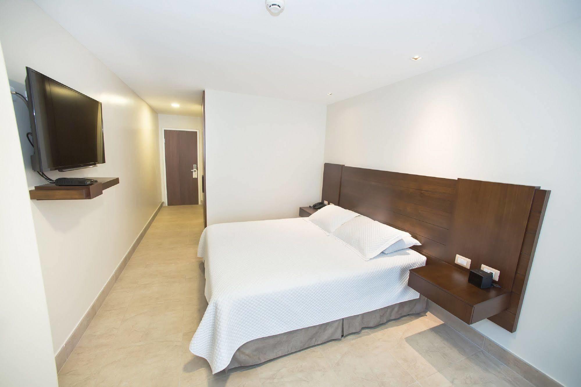 Hotel Marcelius Guayaquil Buitenkant foto